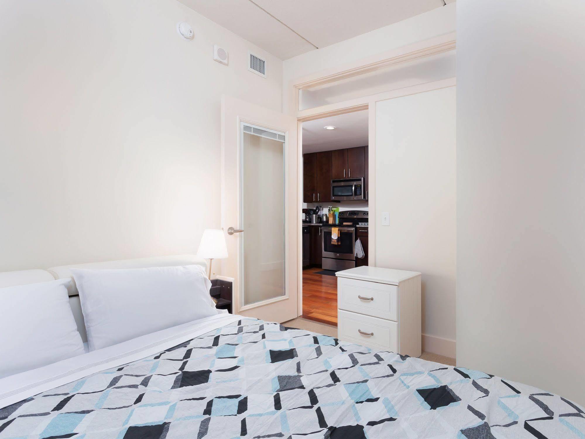Fantastic Philly Fully Furnished Apartments Philadelphia Luaran gambar