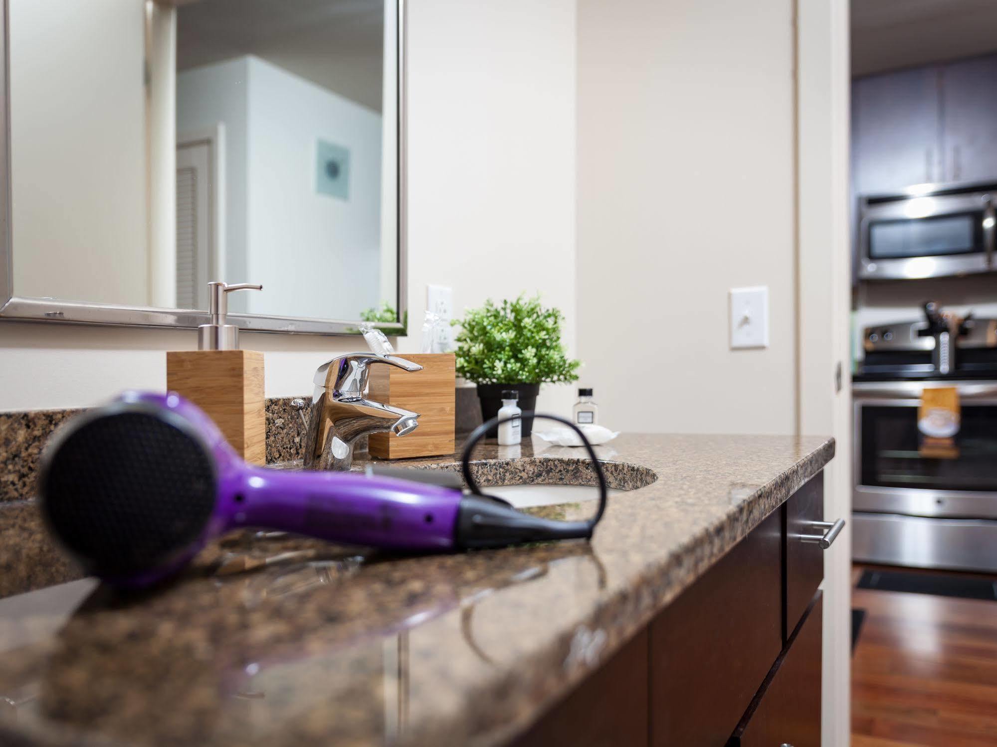 Fantastic Philly Fully Furnished Apartments Philadelphia Luaran gambar