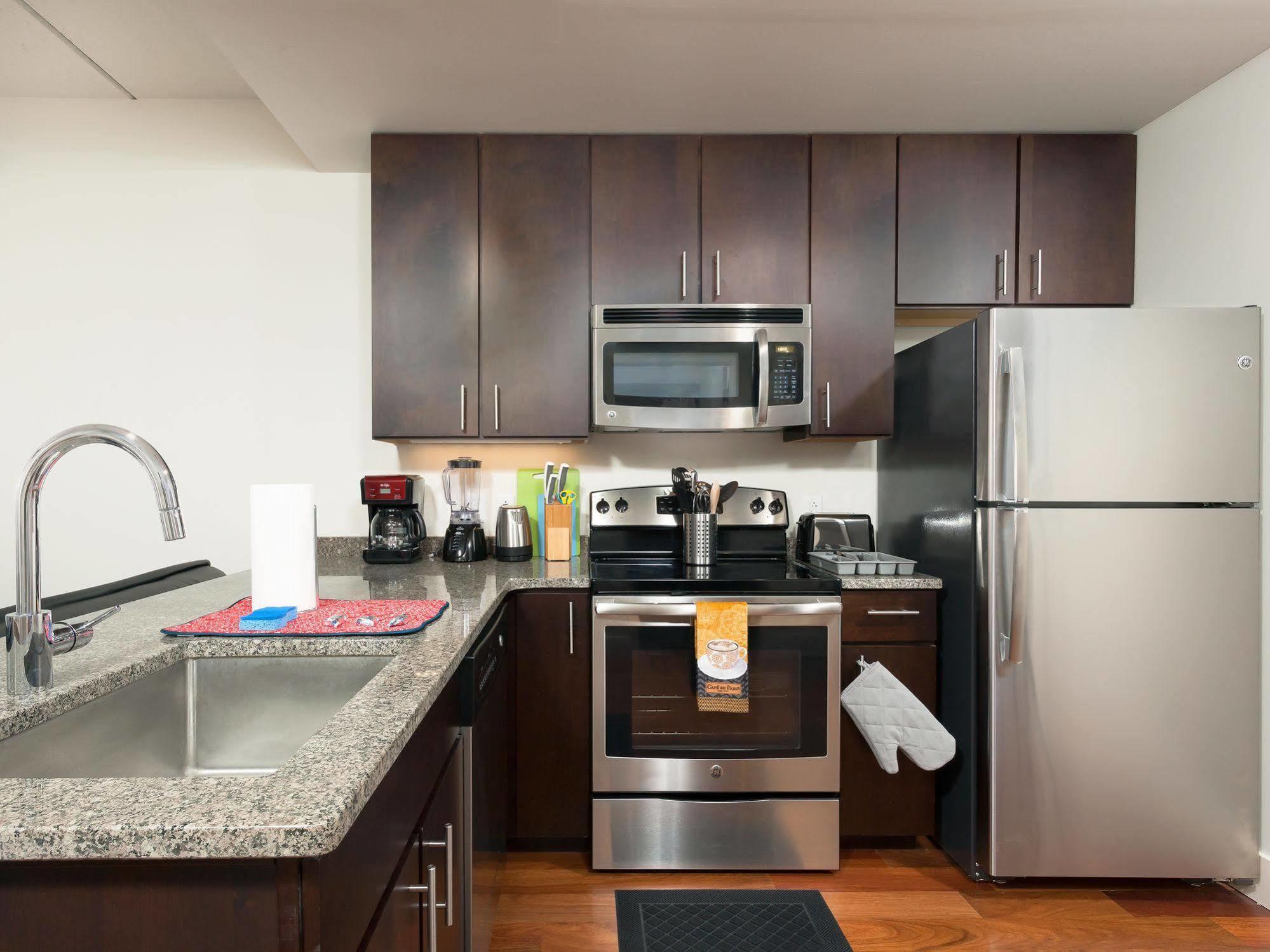 Fantastic Philly Fully Furnished Apartments Philadelphia Luaran gambar