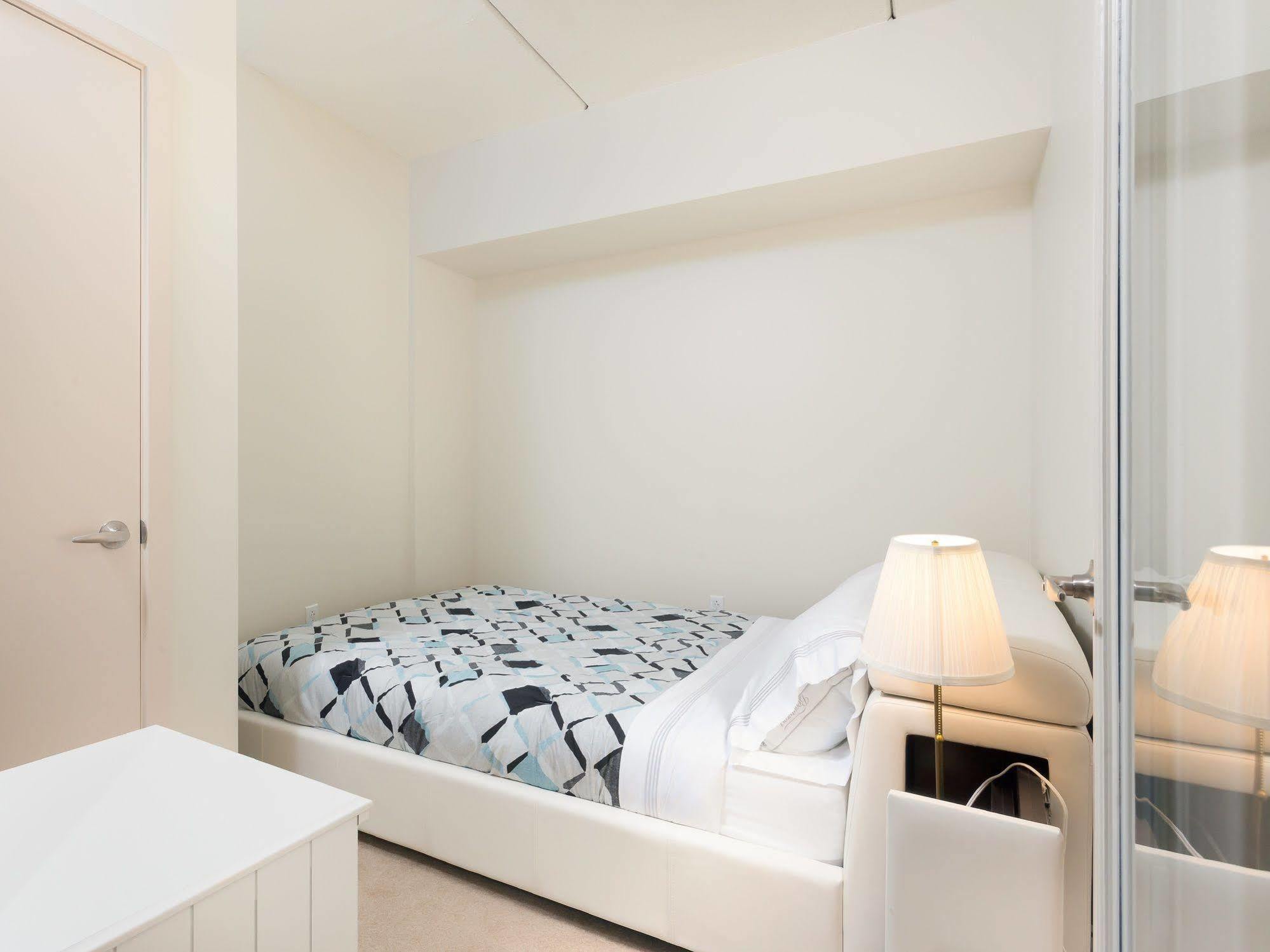 Fantastic Philly Fully Furnished Apartments Philadelphia Luaran gambar