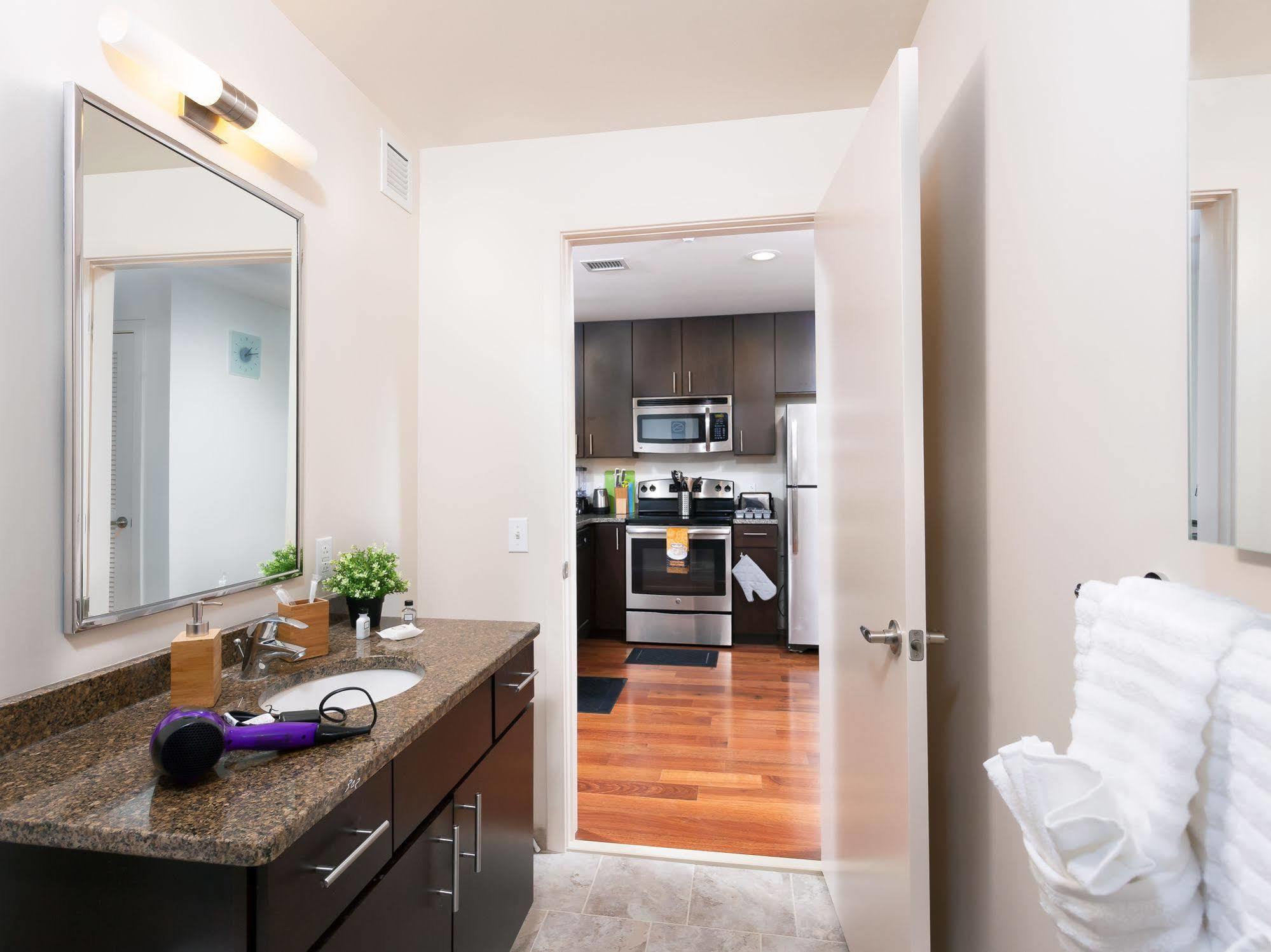 Fantastic Philly Fully Furnished Apartments Philadelphia Luaran gambar
